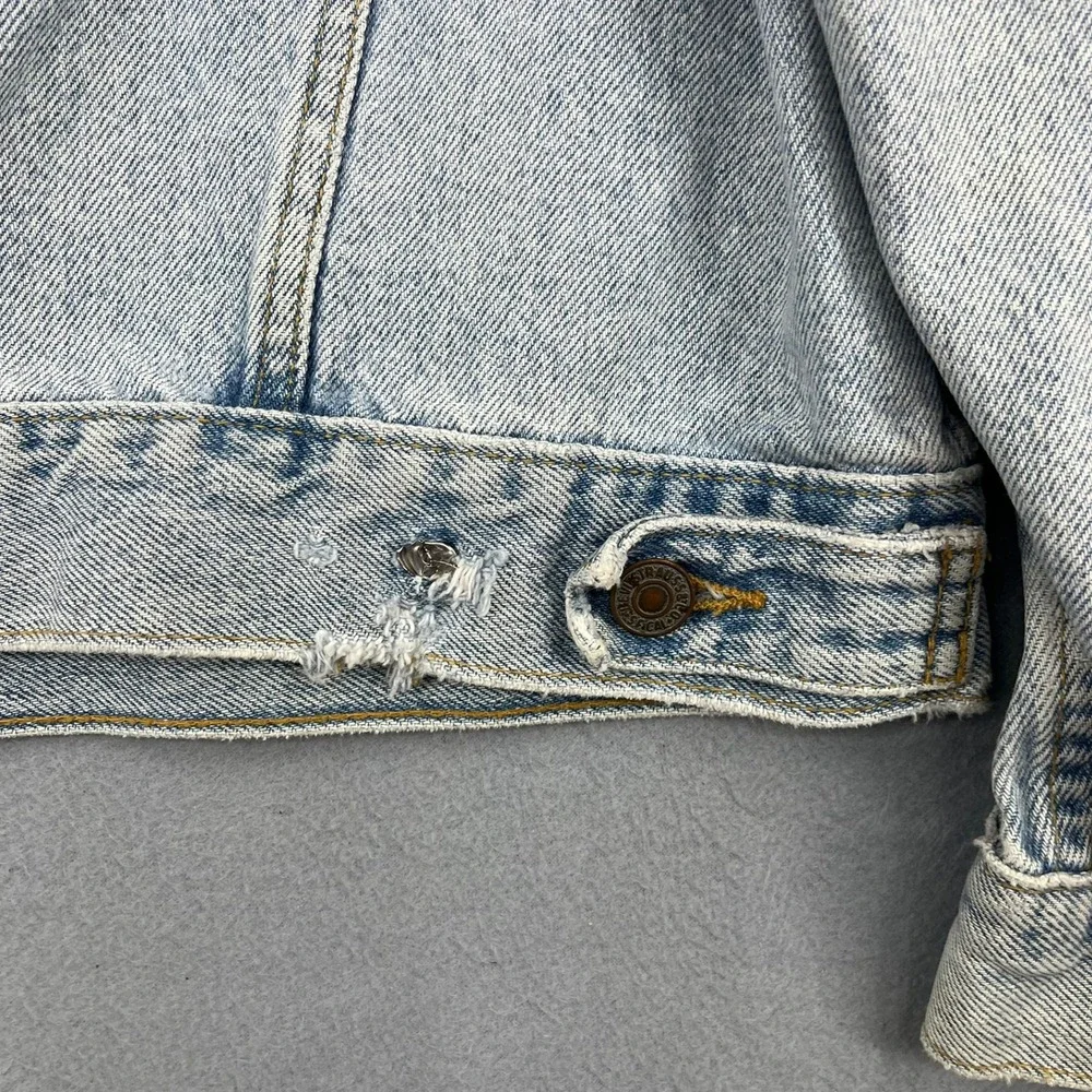 Levis Mens Light Wash Denim Trucker Jacket 70507-0311 Size M Blue Cotton Vtg USA - Picture 12 of 14